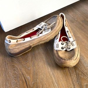 Twisted X Sperrys